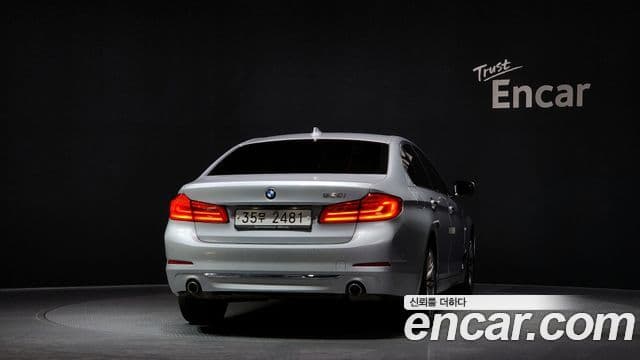 BMW 5 Series 2018 — Şəkil 3/20