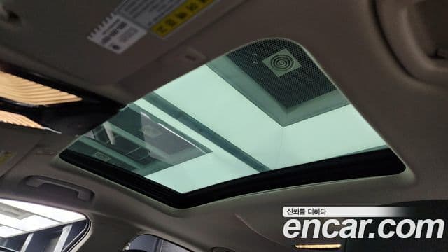 BMW 5 Series 2018 — Şəkil 18/20