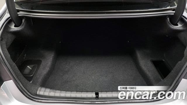 BMW 5 Series 2018 — Şəkil 20/20