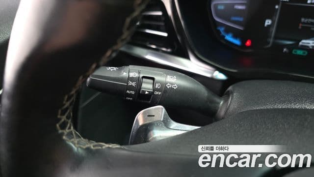Kia Niro 2020 — Şəkil 19/20