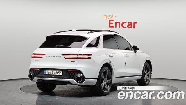 Genesis GV70 2022 — Şəkil 2/20