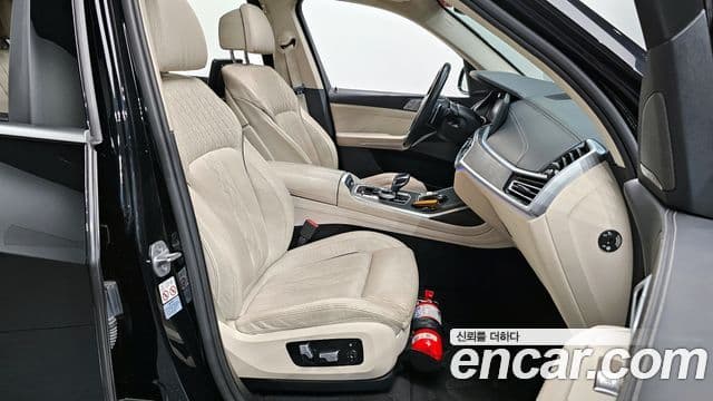 BMW X7 2020 — Фото 10/20