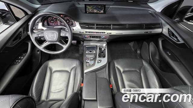 Audi Q7 2019 — Şəkil 7/20