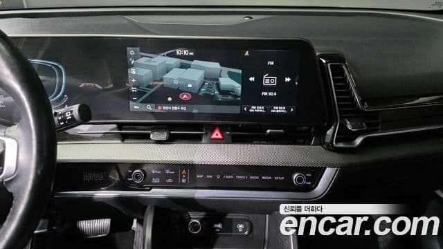 Kia Sportage 2022 — ფოტო 18/20
