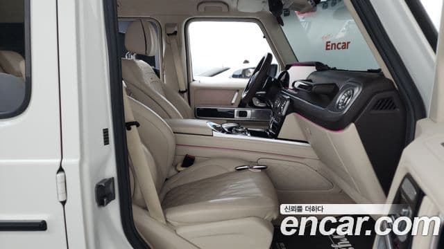 Mercedes-Benz G-Class 2021 — фото 11 из 20