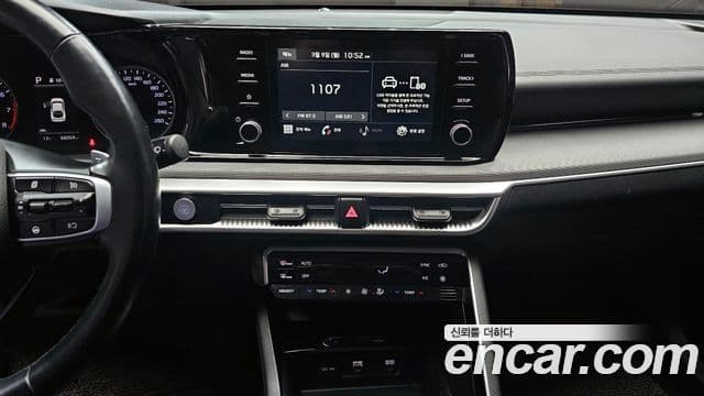 Kia K5 2020 — ფოტო 14/20