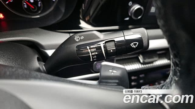 Kia K5 2020 — ფოტო 19/20
