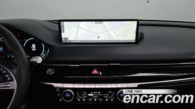 Genesis Electrified G80 2022 — Şəkil 14/20