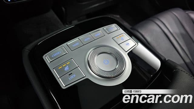 Genesis Electrified G80 2022 — Şəkil 17/20