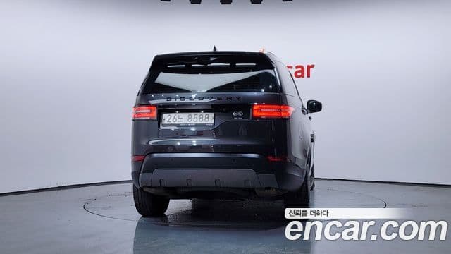 Land Rover Discovery 5 2019 — Şəkil 4/20