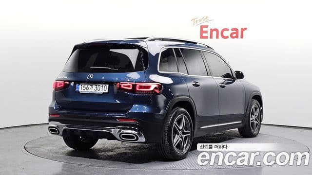 Mercedes-Benz GLB-Class 2023 — ფოტო 10/20