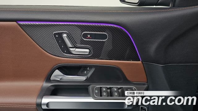 Mercedes-Benz GLB-Class 2023 — ფოტო 2/20