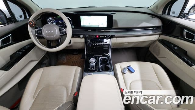 Kia Carnival 2021 — Фото 7/20