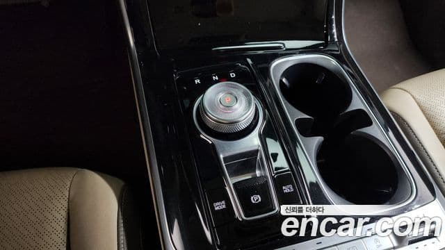 Kia Carnival 2021 — Фото 9/20