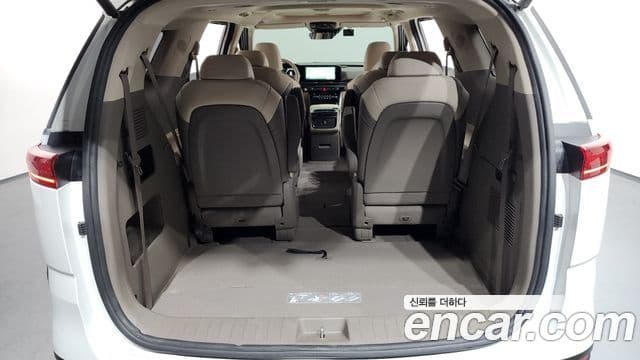 Kia Carnival 2021 — Фото 20/20