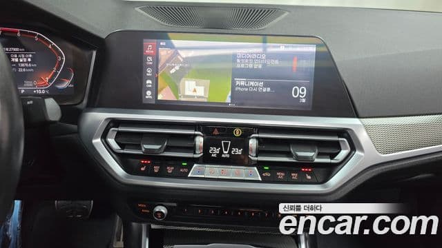 BMW 3 Series 2021 — фото 14 из 20