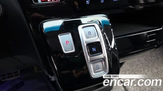 Hyundai Staria 2021 — Фото 9/20