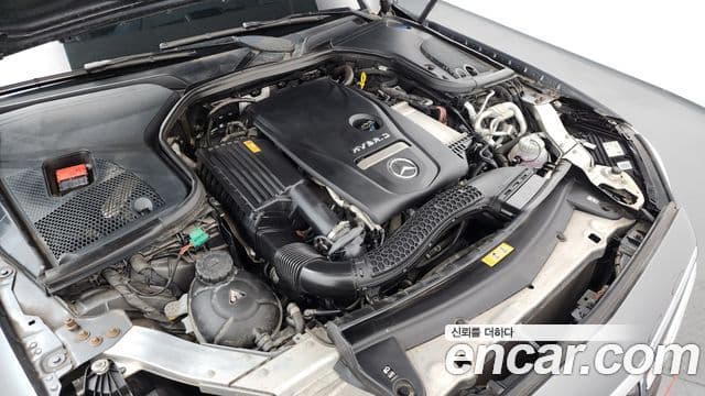Mercedes-Benz E-Class 2021 — ფოტო 6/20