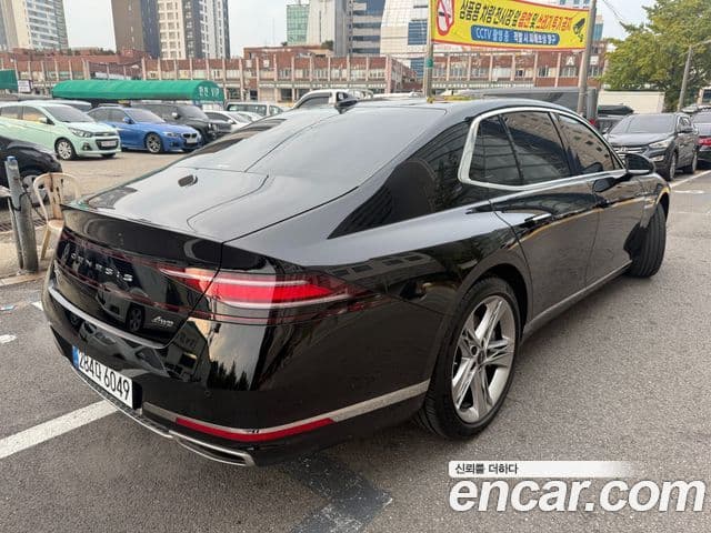 Genesis G90 2022 — Şəkil 2/20