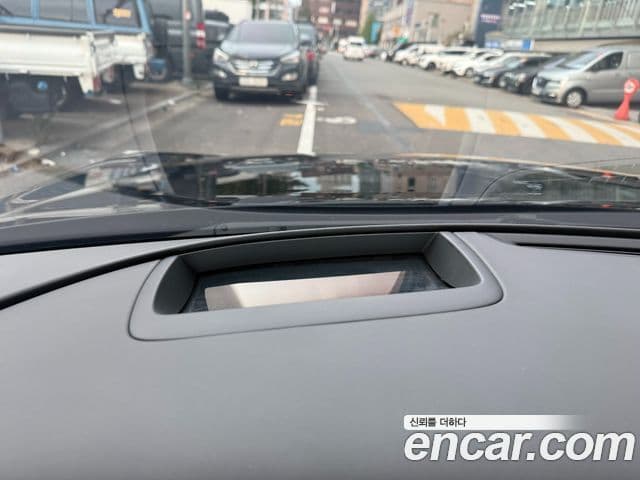 Genesis G90 2022 — Şəkil 13/20