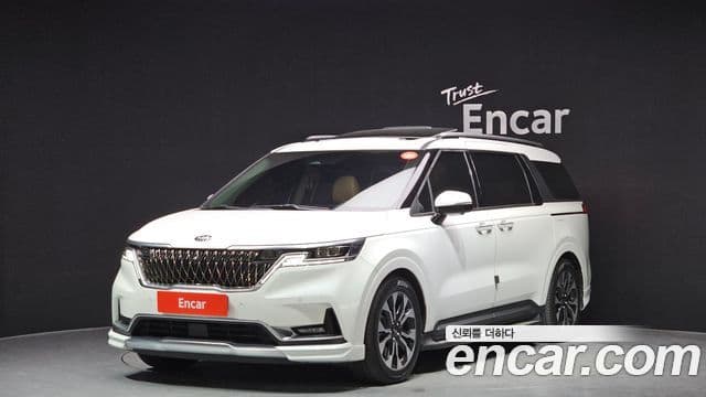 Kia Carnival 2020 — Фото 1/20