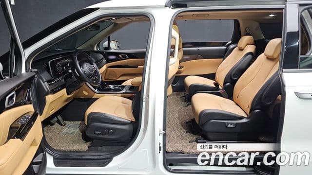 Kia Carnival 2020 — Фото 18/20
