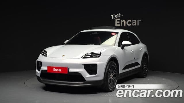 Porsche Macan EV 2025 — Photo 5/20