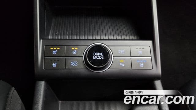 Hyundai Kona 2023 — фото 18 из 20