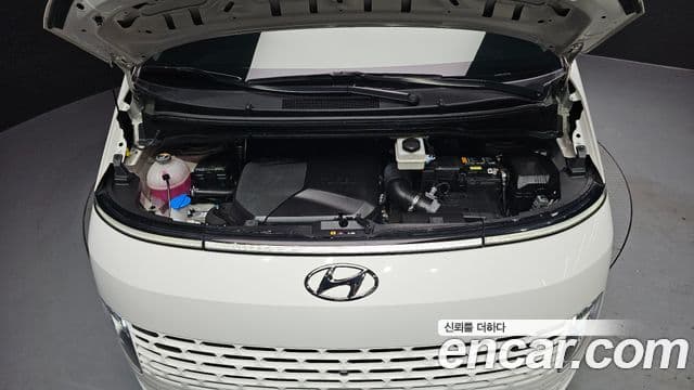 Hyundai Staria 2024 — ფოტო 7/20