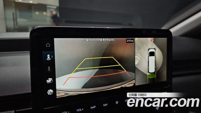 Hyundai Staria 2024 — ფოტო 13/20