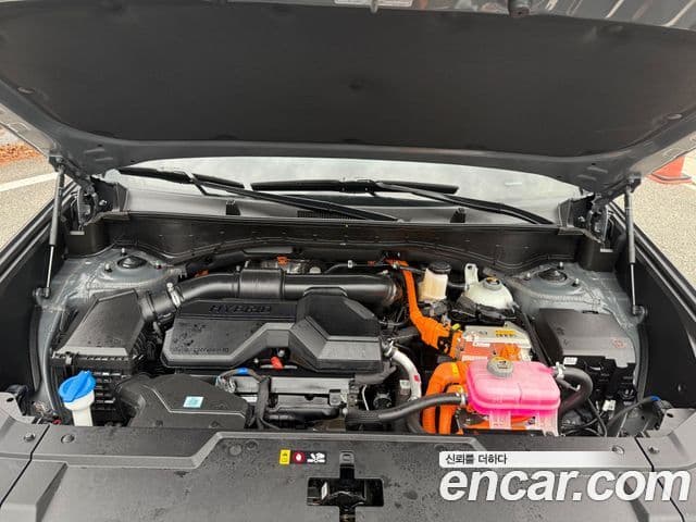 Hyundai Santa Fe 2024 — ფოტო 5/20