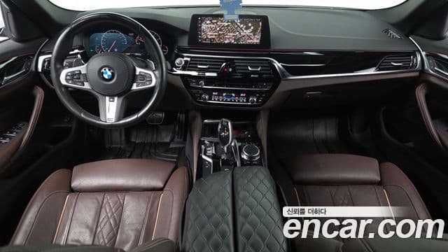 BMW 5 Series 2019 — Şəkil 7/20