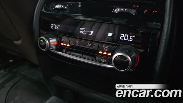 BMW 5 Series 2019 — Şəkil 18/20