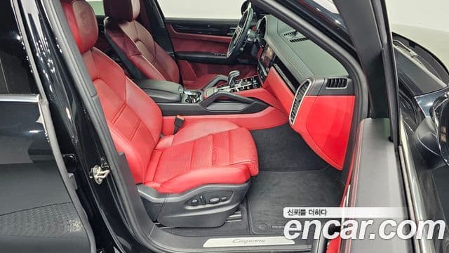 Porsche Cayenne 2023 — Şəkil 9/20