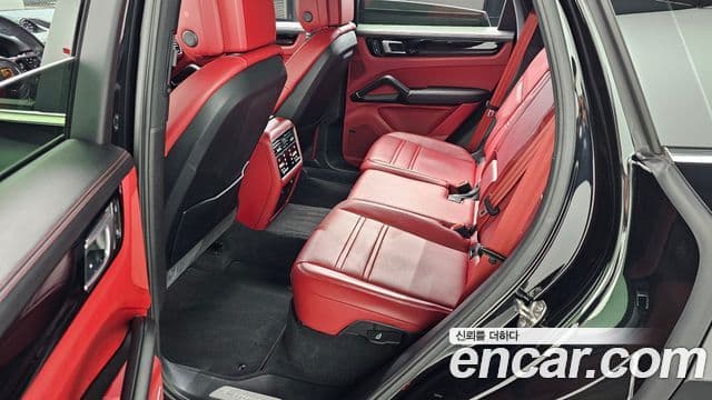 Porsche Cayenne 2023 — Şəkil 12/20