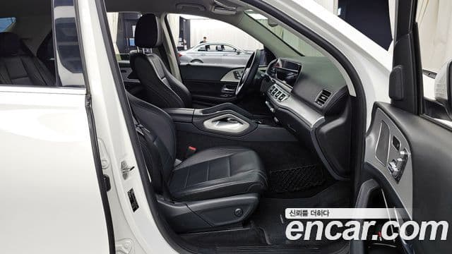 Mercedes-Benz GLE-Class 2019 — Şəkil 11/20
