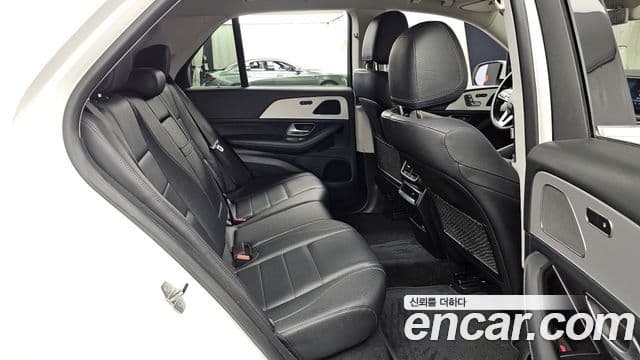 Mercedes-Benz GLE-Class 2019 — Şəkil 12/20