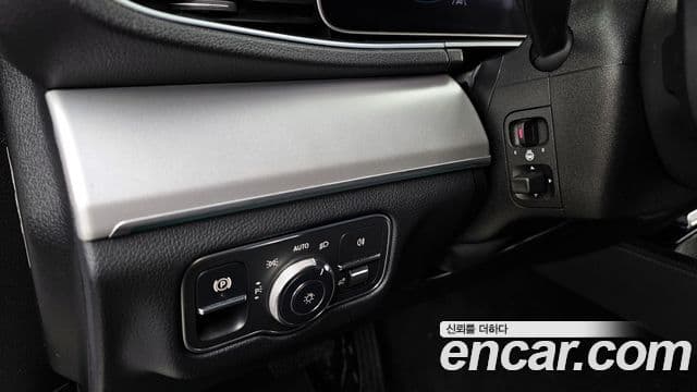 Mercedes-Benz GLE-Class 2019 — Şəkil 14/20