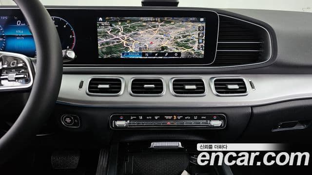 Mercedes-Benz GLE-Class 2019 — Şəkil 15/20