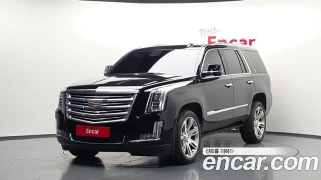 Cadillac Escalade 2018 — Photo 19/20
