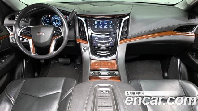 Cadillac Escalade 2018 — Şəkil 7/20