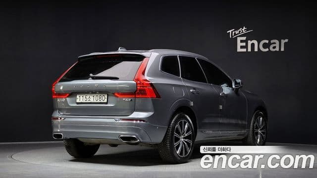 Volvo XC60 2020 — Фото 2/20