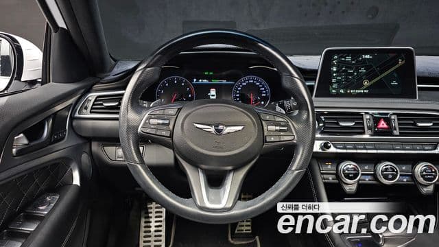 Genesis G70 2018 — ფოტო 13/20