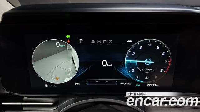 Kia Carnival 2023 — Фото 8/20