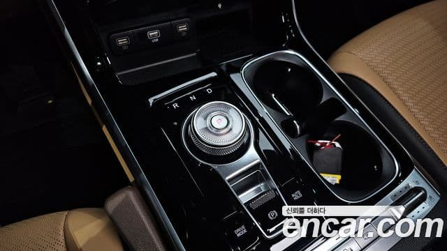 Kia Carnival 2023 — Фото 9/20
