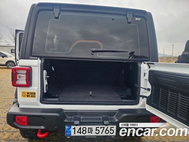 Jeep Wrangler 2022 — Şəkil 5/18