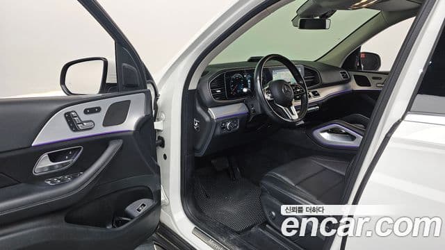 Mercedes-Benz GLE-Class 2019 — Şəkil 10/20