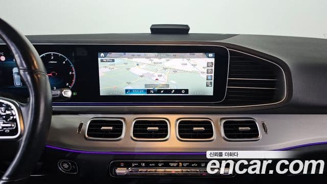 Mercedes-Benz GLE-Class 2019 — Şəkil 14/20