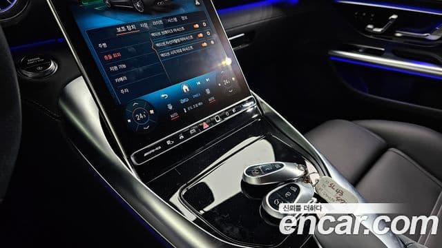 Mercedes-Benz SL-Class 2025 — Фото 16/20