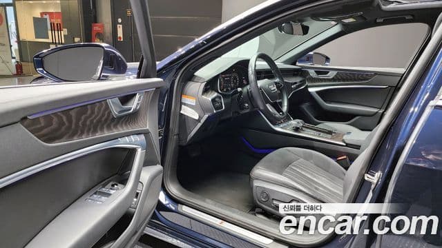 Audi A6 2021 — Photo 3/20